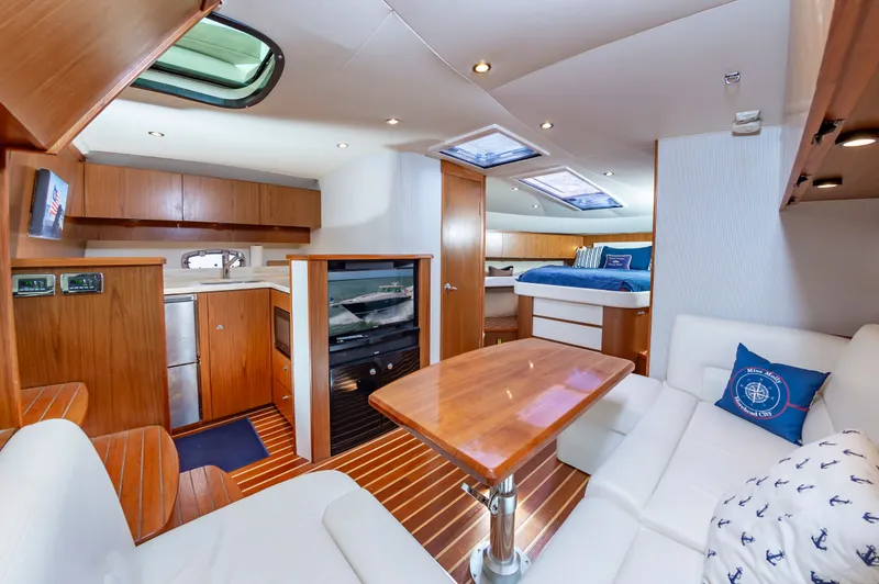 Slide: The Image of Tiara 39 Coronet 2015 - 25