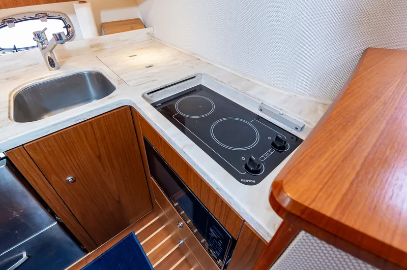 Slide: The Image of Tiara 39 Coronet 2015 - 32