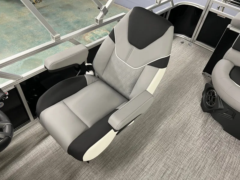 Slide: The Image of Avalon 2385 Venture Cruise 2026 - 9