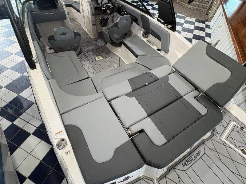 Slide: The Image of Chaparral GTS 3 2026 - 18