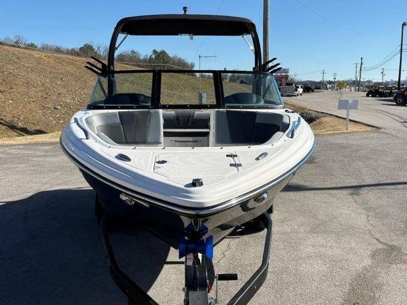 Slide: The Image of Chaparral GTS 3 2026 - 37