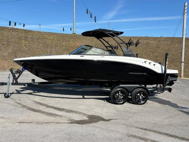 Slide: The Image of Chaparral GTS 3 2026 - 65