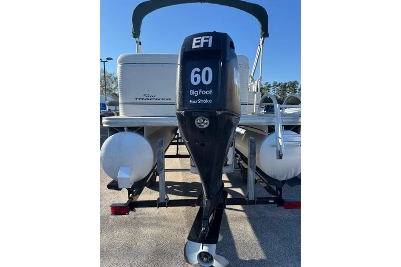 Slide: The Image of 2010 Sun Tracker Party Barge 20 Classic Series with EFI 60 Big Foot engine. - 5