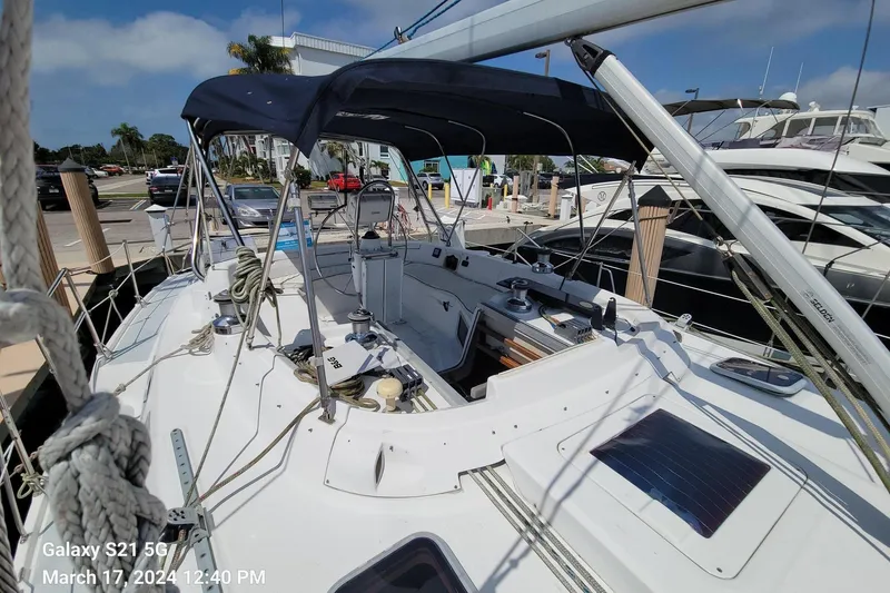 Slide: The Image of Center Cockpit - 10