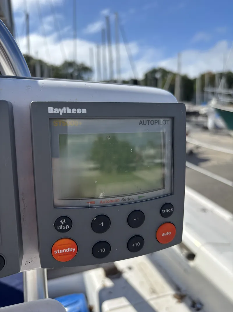 Slide: The Image of Raytheon autopilot display on a 2000 Catalina 380 sailboat. - 30