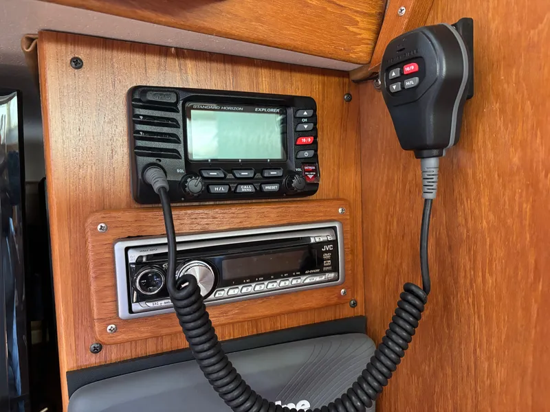 Slide: The Image of Catalina 380 2000 - 51