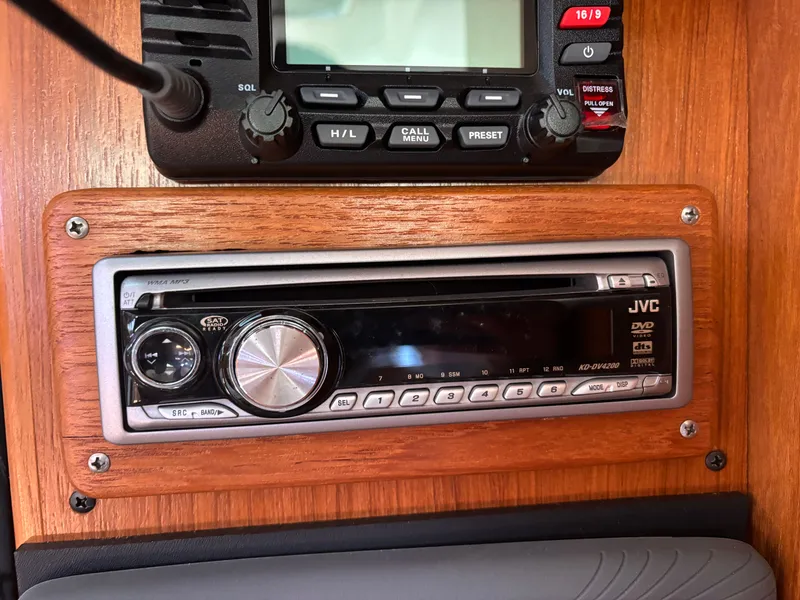 Slide: The Image of Catalina 380 2000 - 52