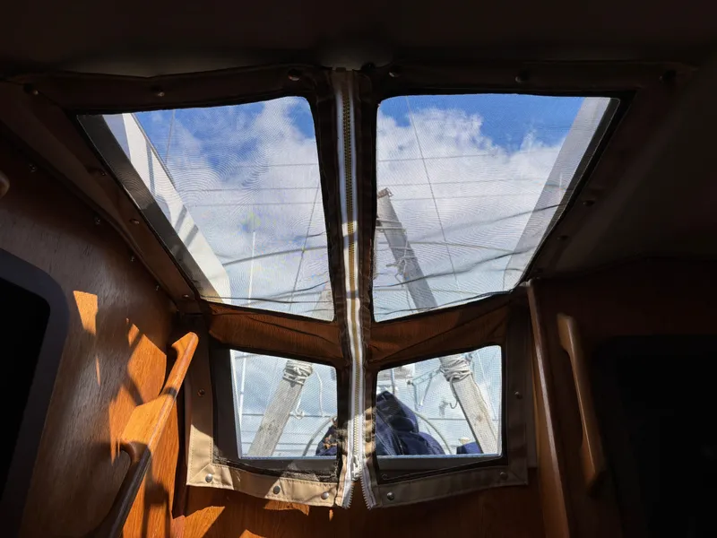 Slide: The Image of Catalina 380 2000 - 61