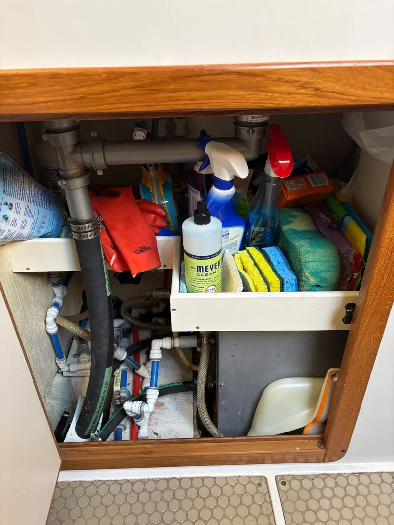 Slide: The Image of Catalina 380 2000 - 76