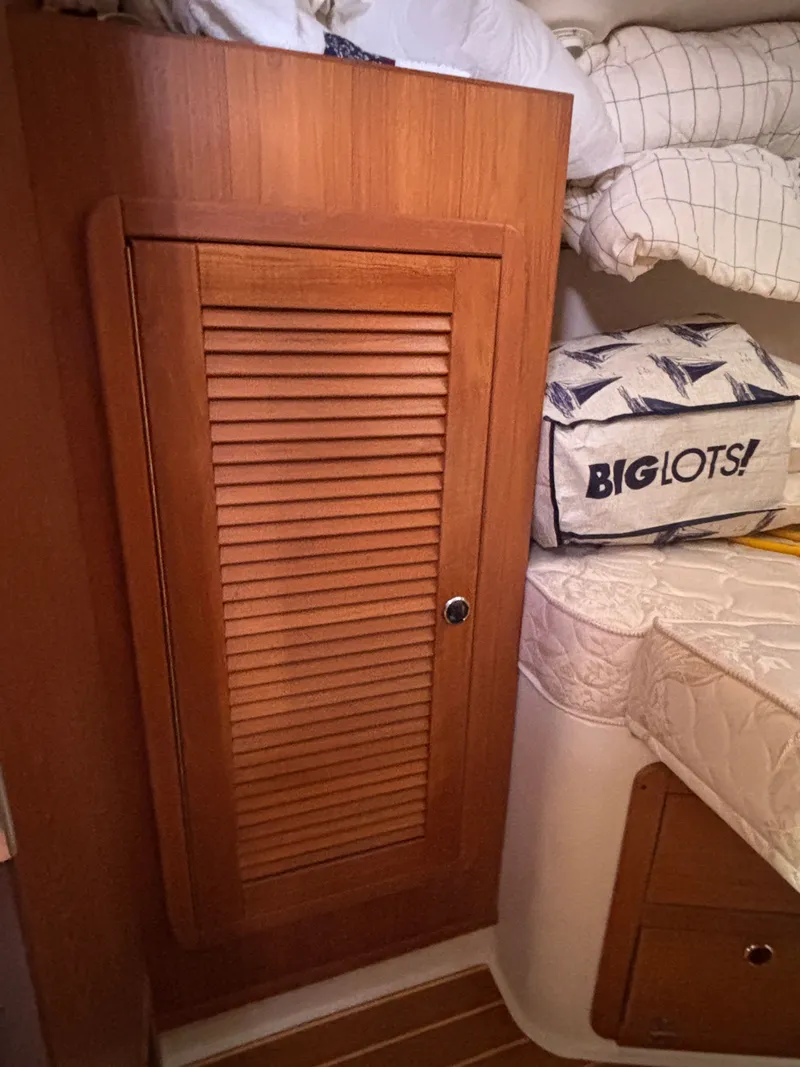 Slide: The Image of Catalina 380 2000 - 81