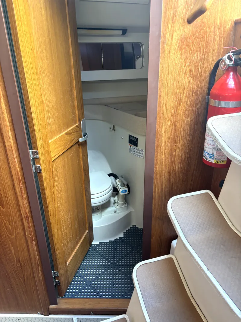 Slide: The Image of Catalina 380 2000 - 84