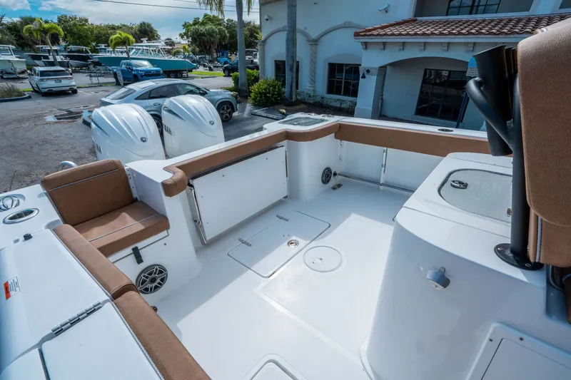 Slide: The Image of Sea Hunt Gamefish 27 Forward Seating 2026 - 10