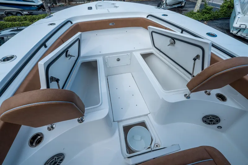 Slide: The Image of Sea Hunt Gamefish 27 Forward Seating 2026 - 27