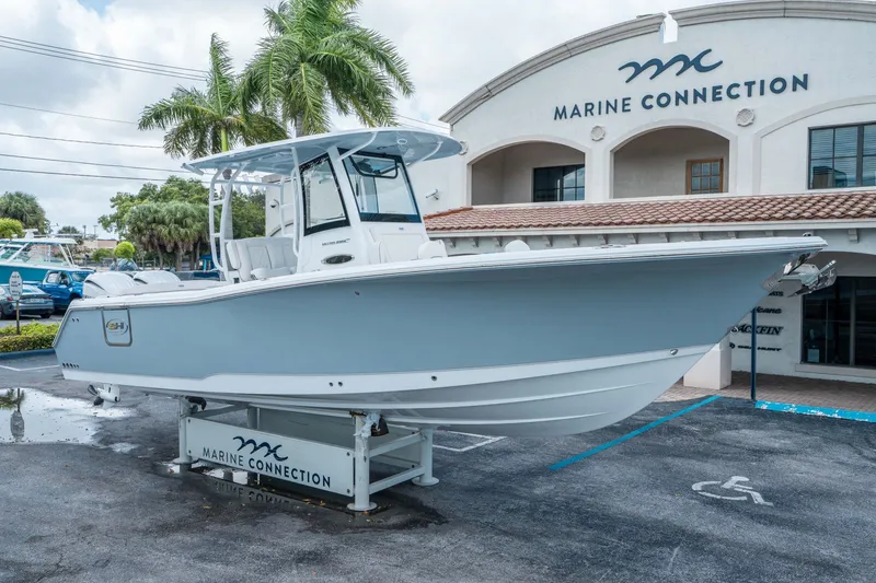 Slide: The Image of Sea Hunt Ultra 285 FS 2026 - 8