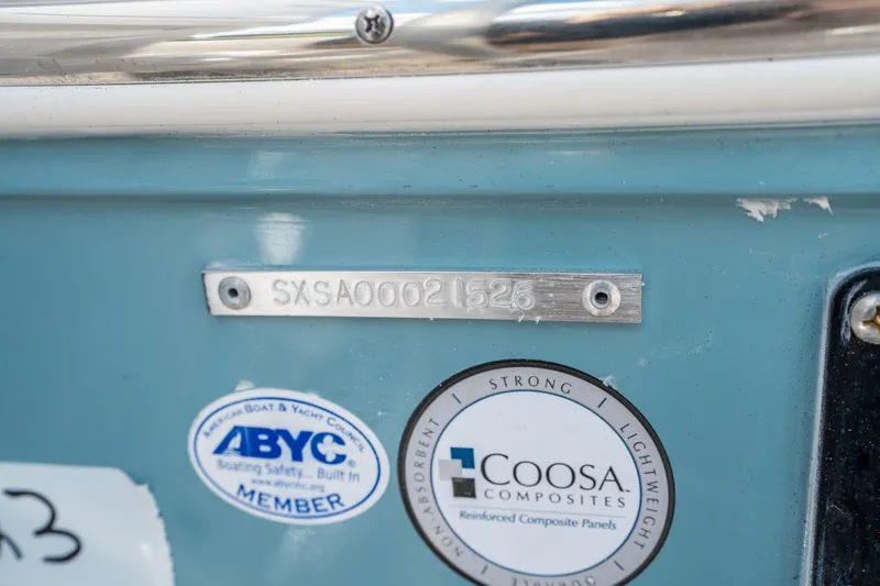 Slide: The Image of Sea Hunt Ultra 285 CB 2026 - 30