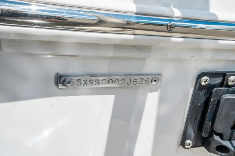 Slide: The Image of Sea Hunt Ultra 275 CB 2026 - 31