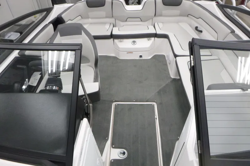 Slide: The Image of 2026 Yamaha Boats AR190 interior with spacious seating and modern design. - 4