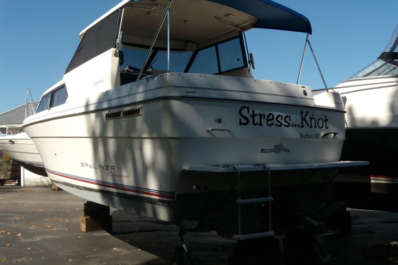 Slide: The Image of 1994 Bayliner 2859 Classic Cruiser boat named "Stress...Knot" in Buffalo, NY. - 4