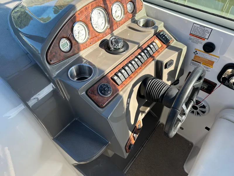 Slide: The Image of Rinker 280 Express Cruiser 2014 - 15