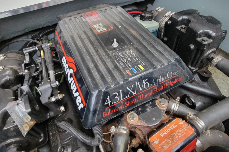 Slide: The Image of MerCruiser 4.3LX V6 engine in a 1994 Sea Ray 180 Bow Rider boat. - 16