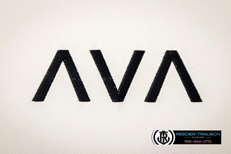 Slide: The Image of AVA logo on Avalon VEN85 VRB 2026, Reeder-Trausch Marine branding. - 44
