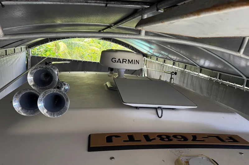 Slide: The Image of 2007 Grady-White Express 305 interior with Toshiba air conditioning unit. - 18