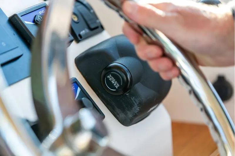 Slide: The Image of Close-up of a 2007 Hunt Surfhunter 29 boat steering wheel and controls. - 32