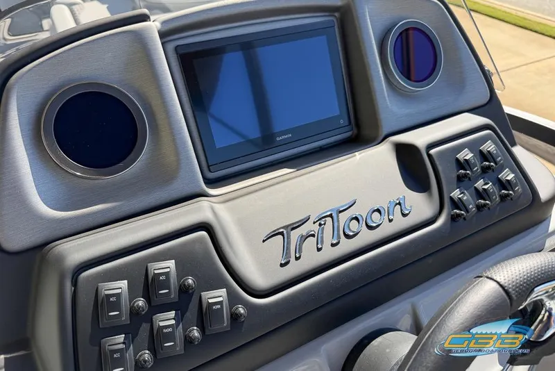 Slide: The Image of Dashboard of 2026 JC 25 Neptoon LG pontoon boat with controls and display. - 33