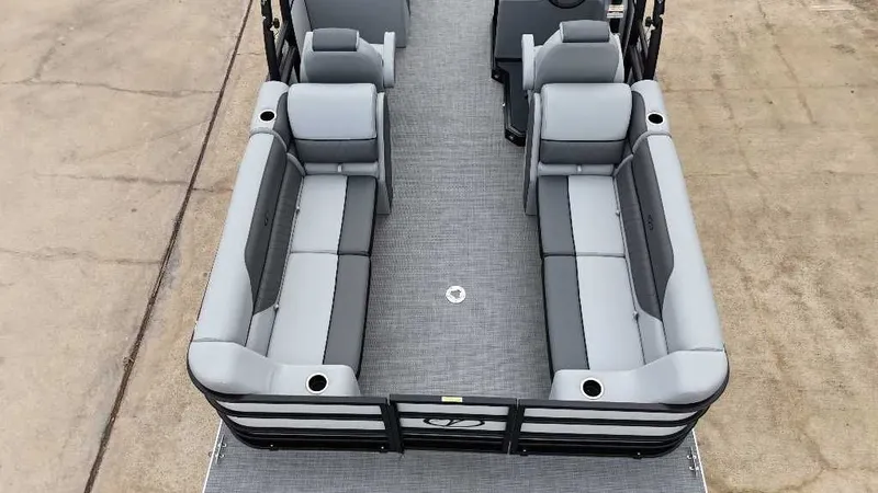 Slide: The Image of Veranda VS25RC 2025 - 14