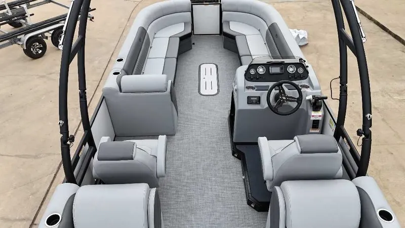 Slide: The Image of Veranda VS25RC 2025 - 8