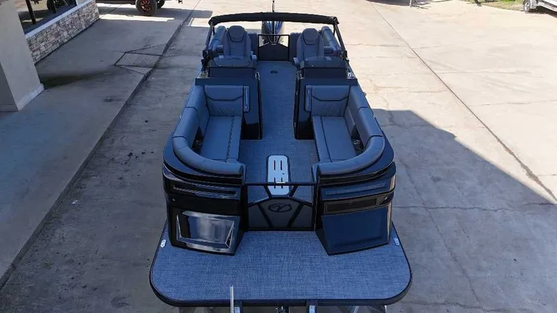 Slide: The Image of Veranda VX25DCRC PREMIUM 2025 - 10