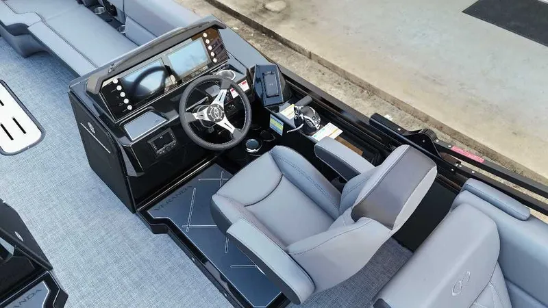 Slide: The Image of Veranda VX25DCRC PREMIUM 2025 - 4