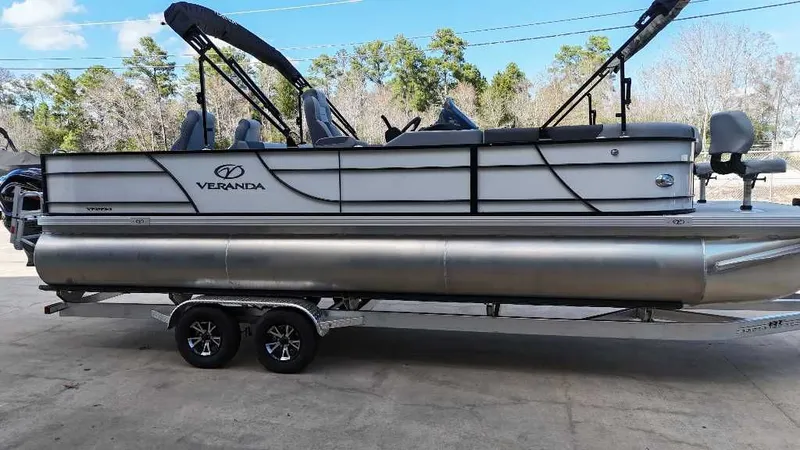 The Image of Veranda VF25F2plus2 Luxury 2025 - 1