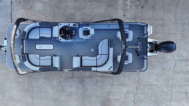 Slide: The Image of Veranda VF25F2plus2 Luxury 2025 - 18