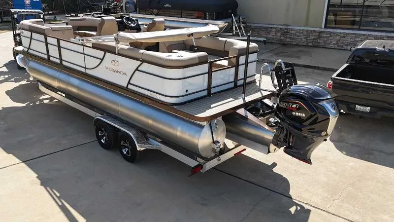 Slide: The Image of Veranda VR25RC 2025 - 14