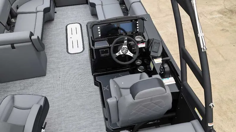 Slide: The Image of Veranda VX22RC PREMIUM 2025 - 5