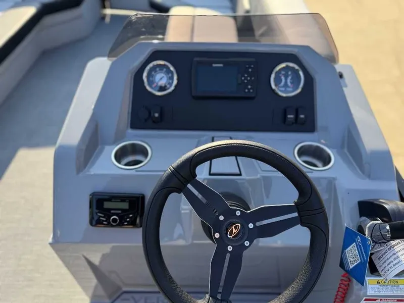 Slide: The Image of Veranda VISTA VIEW 22RC 2026 - 4