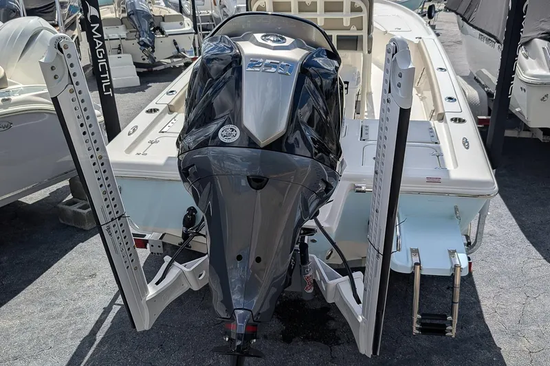 Slide: The Image of Trim tab actuator on 2026 Key West 230 Bay Reef boat. - 4