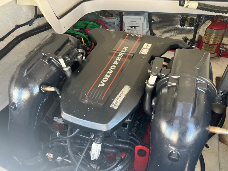 Slide: The Image of 2013 Regal 3200 Bowrider engine compartment with Volvo Penta engine. - 25