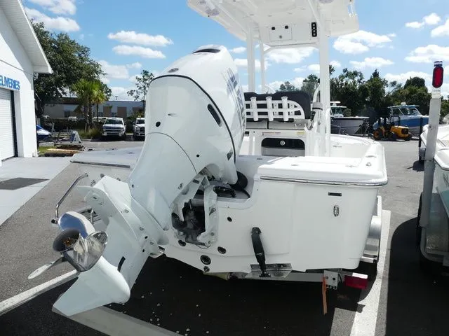 Slide: The Image of Sea Pro 210 DLX BAY 2026 - 6