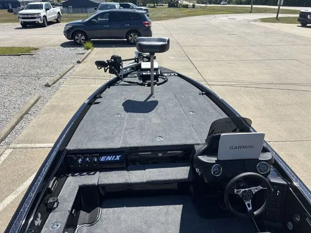 Slide: The Image of Phoenix Bass Boat 721 ZXL 2026 - 20