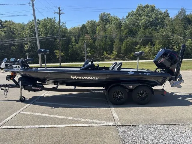 Slide: The Image of Phoenix Bass Boat 721 ZXL 2026 - 22
