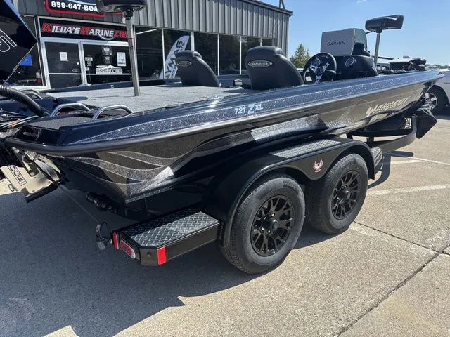 Slide: The Image of Phoenix Bass Boat 721 ZXL 2026 - 3