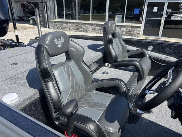 Slide: The Image of Phoenix Bass Boat 921 Elite X 2026 - 8