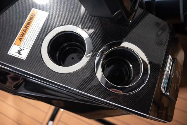 Slide: The Image of Yamaha 275SD 2026 - 10