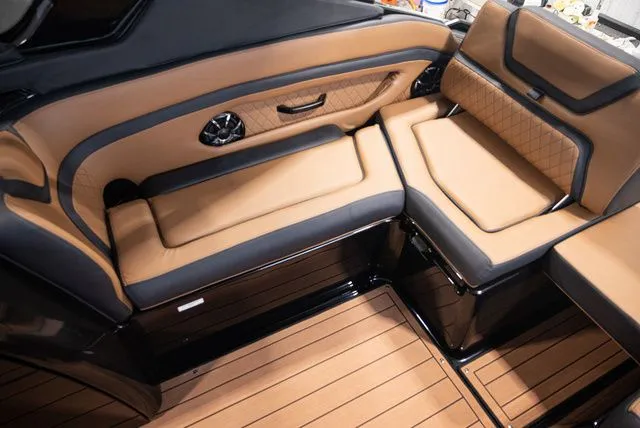 Slide: The Image of Yamaha 275SD 2026 - 20