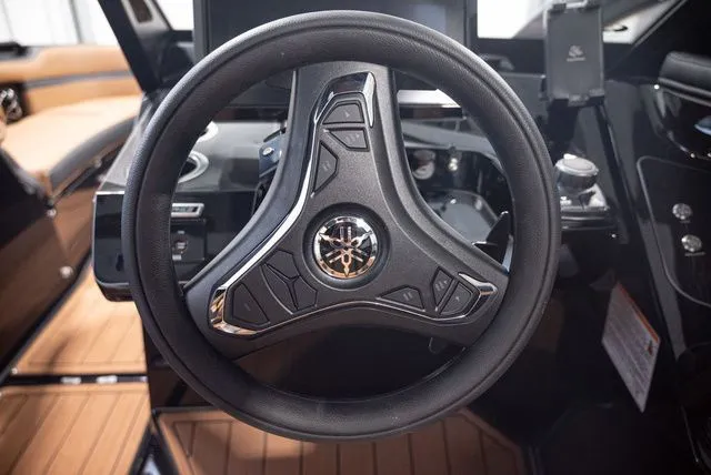 Slide: The Image of Yamaha 275SD 2026 - 9