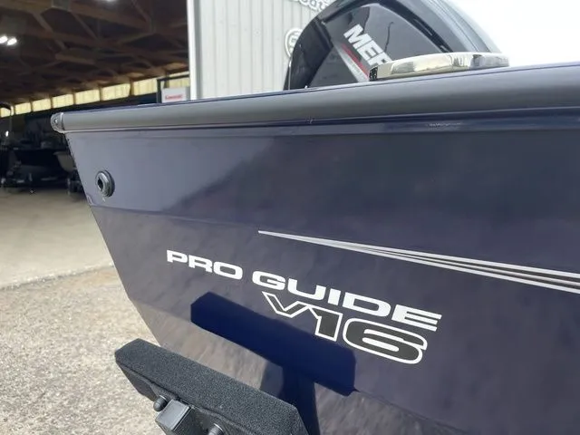 Slide: The Image of Tracker Pro Guide V-16 WT 2026 - 10