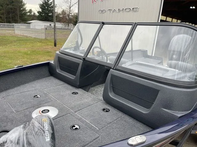 Slide: The Image of Tracker Pro Guide V-16 WT 2026 - 13