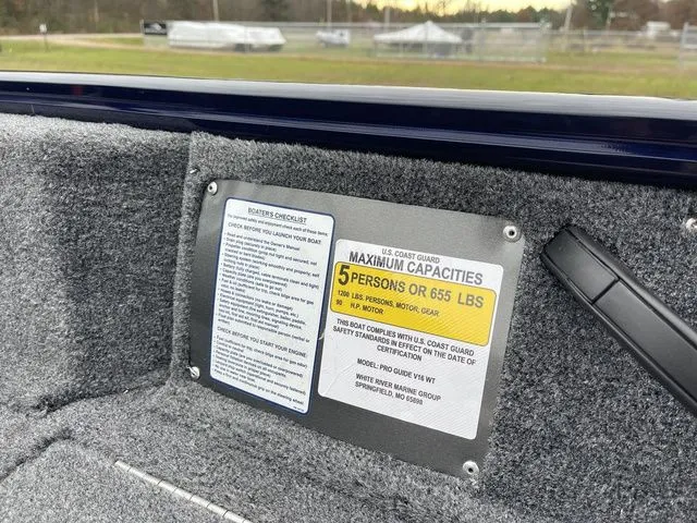 Slide: The Image of Tracker Pro Guide V-16 WT 2026 - 29